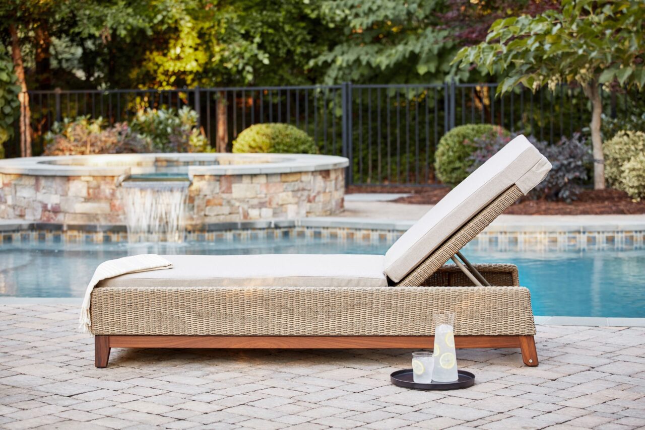 Coral Chaise Lounge Jensen Outdoor