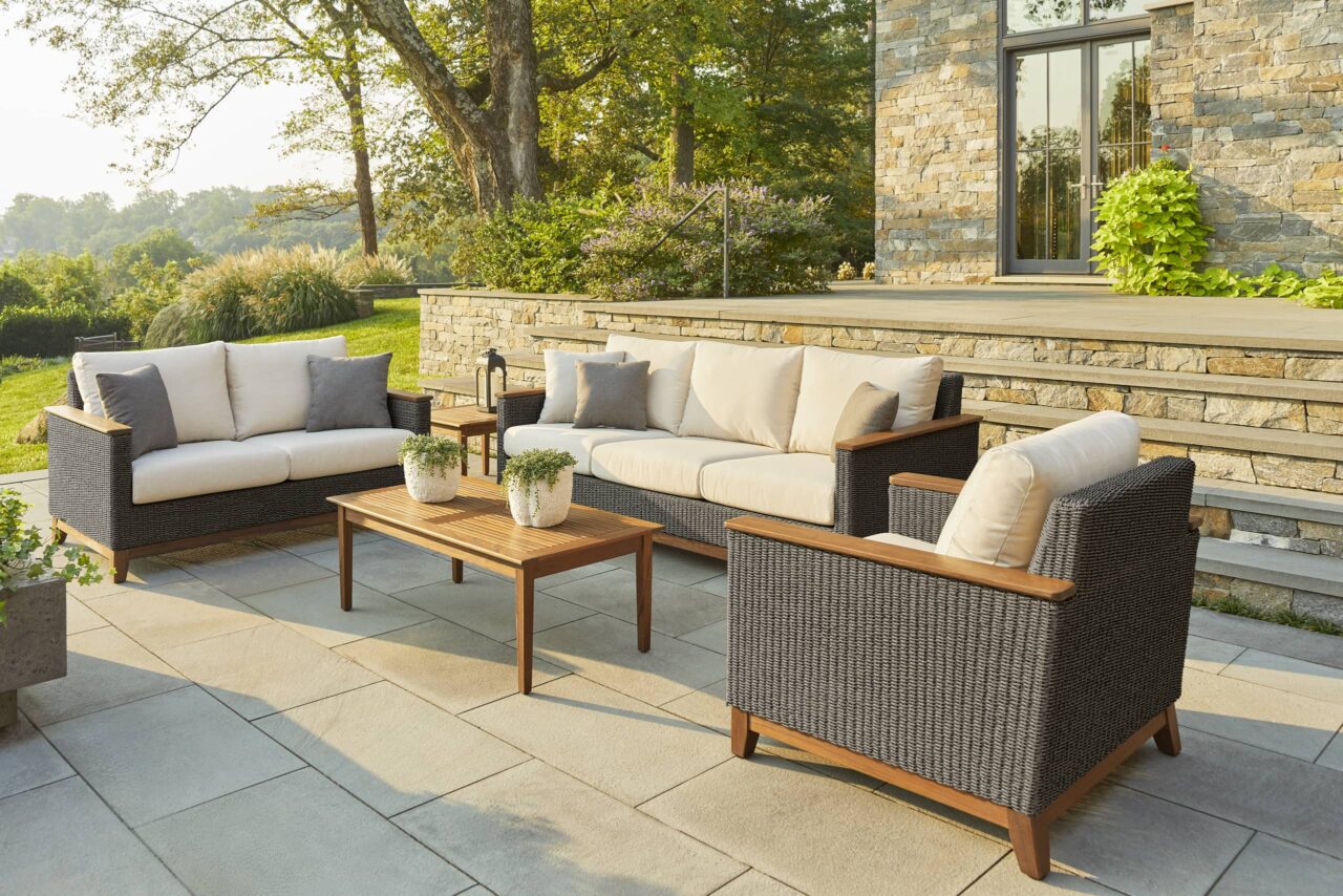 Coral Sofa Jensen Outdoor