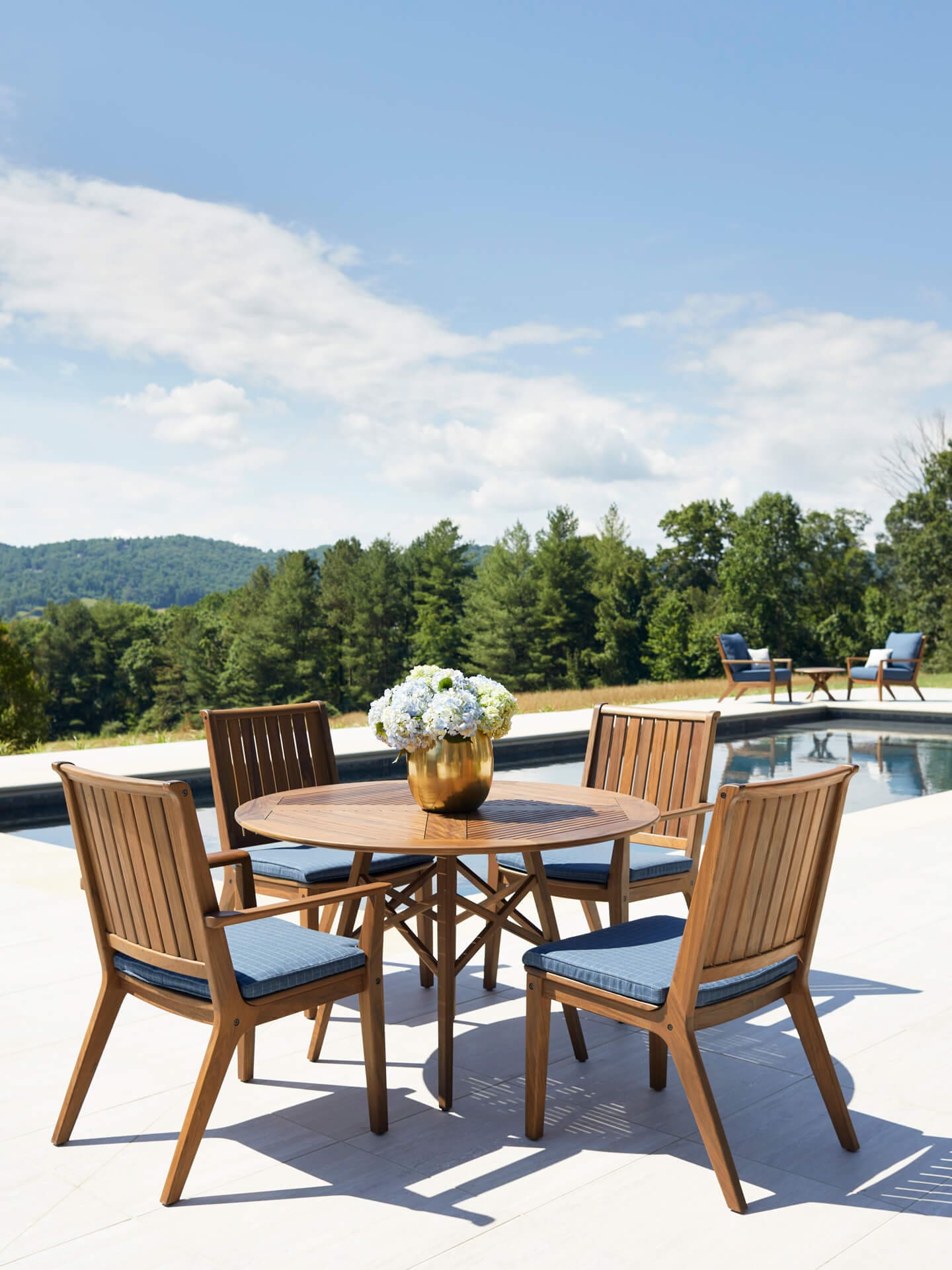 Sky Lounge Chair Jensen Outdoor