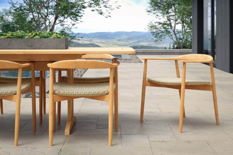 JensenOutdoor_DanaCollection_FoundationsCollection_74-103InchTeakDiningTable_Lifetyle2