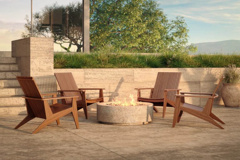 JensenOutdoor_InnovaCollection_TrellisLoungeChair_Lifestyle1
